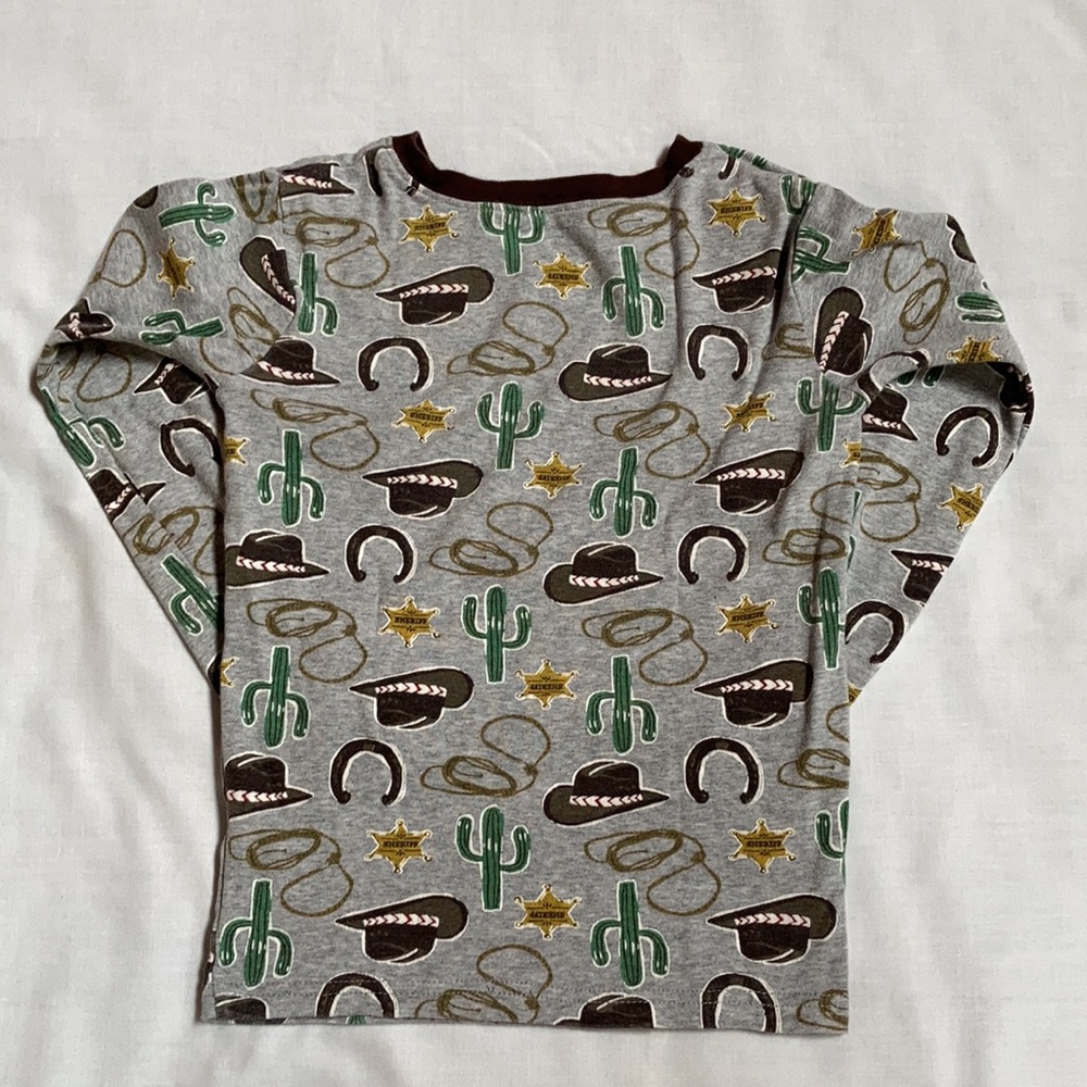 Carter’s pajama top - Picture 2 of 5
